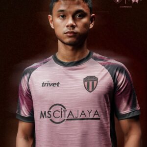 26/27 TRAINING KIT - PINK